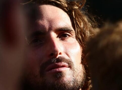 «Δεν οδηγούσε ο Στέφανος το αυτοκίνητο που έτρεχε στην Αττική Οδό» δηλώνει ο δικηγόρος του Τσιτσιπά