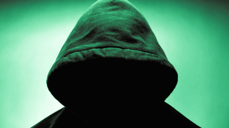 Δίκη για υποκλοπές: «Κοινό κέντρο Predator και ΕΥΠ» κατέθεσε ο δημοσιογράφος Δημήτρης Τερζής