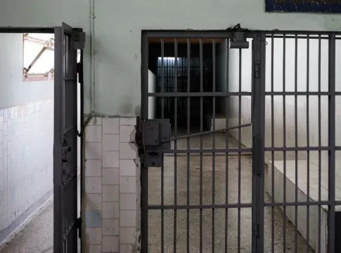 Δημιουργούνται μονάδες αντιμετώπισης των εξαρτήσεων στις φυλακές Χανίων