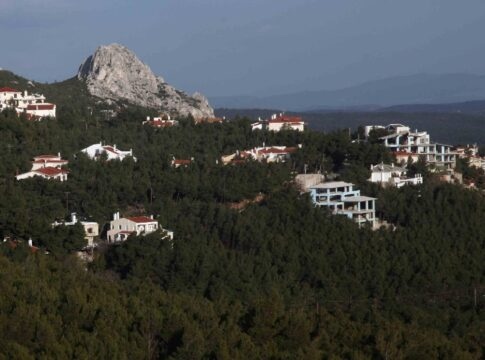 Εκτός σχεδίου δόμηση: Τελευταία ευκαιρία για την έκδοση αδειών – Ποια οικόπεδα αφορά