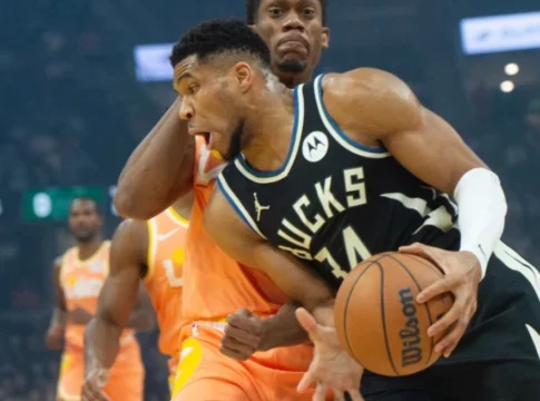 Ελαφριά θλάση στον προσαγωγό ο Γιάννης Αντετοκούνμπο – Ποια παιχνίδια των Μπακς θα χάσει