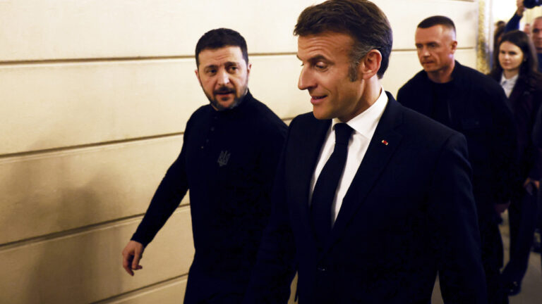 Εμανουέλ Μακρόν: «Η Ρωσία να μην υπολογίζει σε ευρωπαϊκή κόπωση»