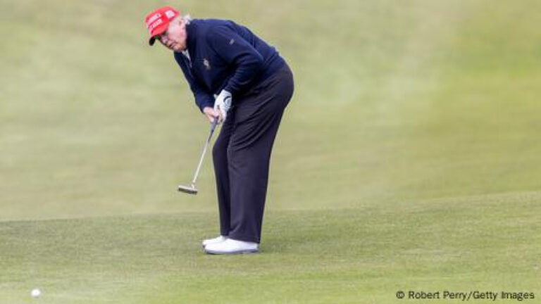 Ένας χρόνος Τραμπ: Όλα είναι μπίζνες