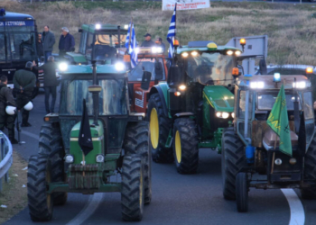 Ενιαίο πανθεσσαλικό μπλόκο στη Νίκαια θέλουν να στήσουν οι αγρότες – Τι ειπώθηκε στη σύσκεψη των Φαρσάλων