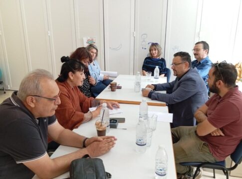 Επίσκεψη του Μανώλη Συντιχάκη στο Γενικό Νοσοκομείο και στο Κέντρο Ψυχικής Υγείας Χανίων