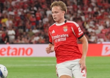 Φυλάκιση 14 ημερών σε ποδοσφαιριστή της Μπενφίκα για διαμοιρασμό ερωτικού βίντεο με ανήλικα