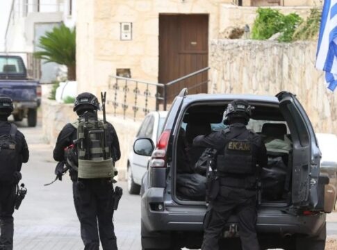 Γονείς Φανούρη Καργάκη: «Του είχαν στήσει ενέδρα, δεν ανταποδώσαμε τους πυροβολισμούς»