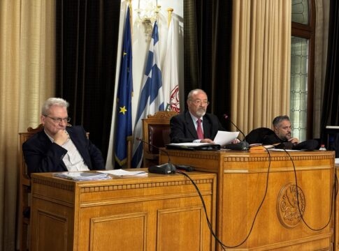 «Η μεγαλύτερη αύξηση που έχει γίνει ποτέ στον Δήμο Ηρακλείου» – Πυρ ομαδόν από την αντιπολίτευση για τα δημοτικά τέλη