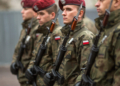 Η Πολωνία αναβαθμίζει τον στρατό της - Εκπαιδεύει 400.000 άτομα μέσα στο 2026