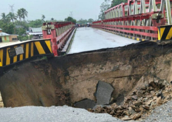 Ινδονησία: Μετά τις φονικές πλημμύρες, σεισμός 6,6 Ρίχτερ ανοικτά της Σουμάτρα