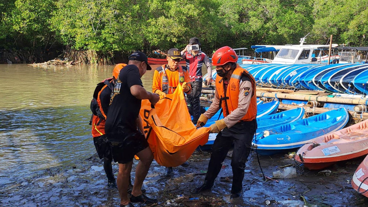 Ινδονησία: Τουλάχιστον 15 παιδιά νεκρά από πλημμύρες και κατολισθήσεις
