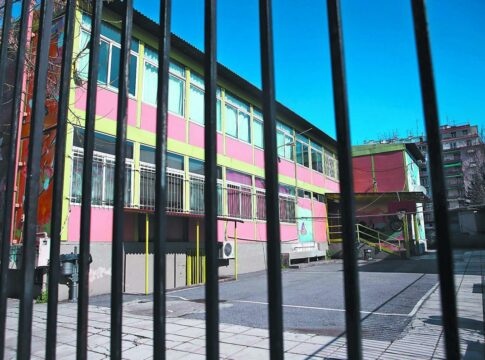 «Καμία πρόσληψη δασκάλου στο Ηράκλειο – Τμήματα κλειστά και συγχωνευμένα» – Τι καταγγέλλουν εκπρόσωποι των εκπαιδευτικών