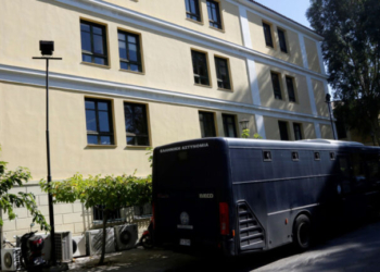 Κύκλωμα με τηλεφωνικές απάτες: Προφυλακίστηκαν ακόμη 9 κατηγορούμενοι