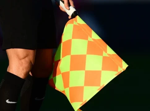 Λάρισα: Παράγοντας ποδοσφαιρικής ομάδας γρονθοκόπησε βοηθό διαιτητή