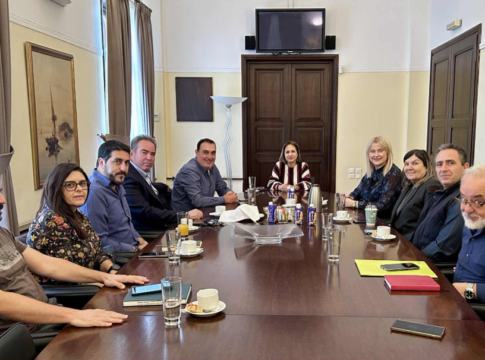 Με τη Γραμματέα της Αποκεντρωμένης Διοίκησης Κρήτης συναντήθηκαν τα μέλη της Διοικούσας Επιτροπής του ΤΕΕ-ΤΑΚ