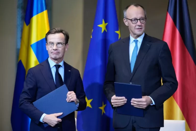 Μερτς: «Η Ουκρανία θα εξοπλιστεί με συστήματα πυρός μεγάλου βεληνεκούς - Πόλεμος τρομοκρατίας εναντίον άμαχου πληθυσμού τα ρωσικά πλήγματα»