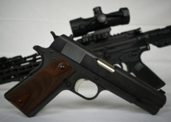 Ο χάρτης της οπλοκατοχής στην Κρήτη: Οι νομοί που πρωταγωνιστούν και η σύγκριση με την υπόλοιπη χώρα