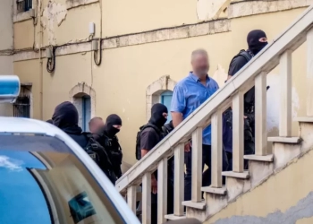 Πλήθος συλλήψεων στην Κρήτη για ναρκωτικά, εκκρεμείς καταδικαστικές αποφάσεις και απάτες