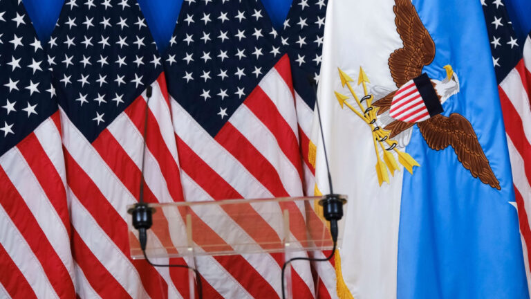 Ρεπουμπλικανοί κατηγορούν το Πεντάγωνο ότι δεν ενημερώνει το Κογκρέσο