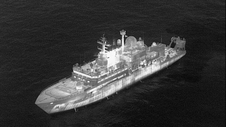 Ρωσική πρεσβεία στο Λονδίνο για το κατασκοπευτικό πλοίο: «Υστερία» και «ρωσοφοβία»