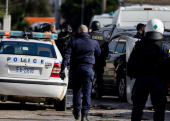 Σε εφαρμογή από σήμερα το 24ωρο σχέδιο αστυνόμευσης καταυλισμών Ρομά