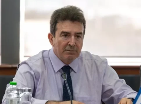 Στην Κρήτη ο Χρυσοχοΐδης: Ποια μέτρα θα ανακοινώσει για την οπλοκατοχή – Μόνιμη απόβαση του ελληνικού «FBI» στο νησί