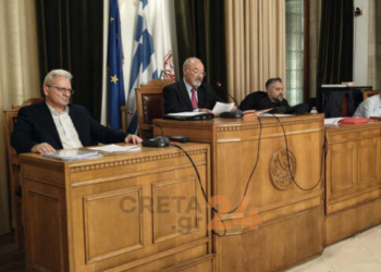 Στο Δημοτικό Συμβούλιο Ηρακλείου οι αυξήσεις στα τέλη