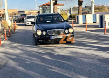 Στο Ηράκλειο η σορός του 19χρονου Ραφαήλ που σκοτώθηκε από έκρηξη χειροβομβίδας