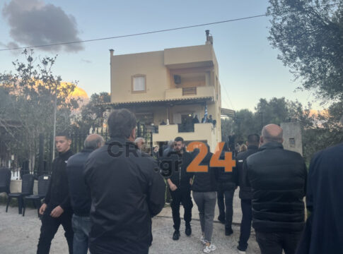 Στο Τυμπάκι του η σορός του 19χρονου Ραφαήλ – Σπαρακτικές στιγμές στο σπίτι του