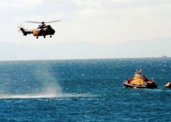 Στο Βενιζέλειo με Super Puma oι τέσσερις μετανάστες που εντοπίστηκαν νότια της Ιεράπετρας