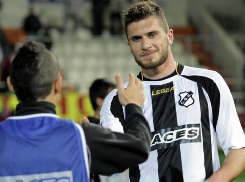 Superleague: Αφαιρούνται τρεις βαθμοί στον ΟΦΗ αν δεν πληρώσει τον Παπάζογλου – προσέφυγε στο CAS η κρητική ομάδα