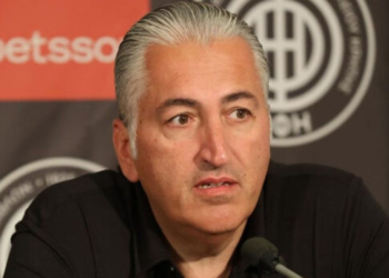 Συγκινημένος ο Μιχάλης Μπούσης: Μπορούμε να ζήσουμε κι άλλες μεγάλες στιγμές