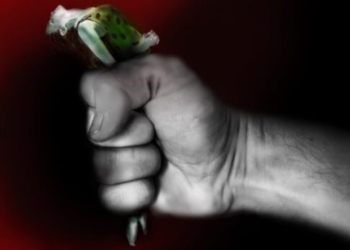 Συγκλονίζουν οι μαντινάδες για τη βία και τις γυναικοκτονίες