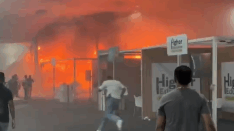 Συναγερμός στην COP30: Φωτιά στον χώρο που διεξάγονται οι συνομιλίες για το κλίμα - Δείτε βίντεο