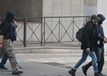 Συνελήφθησαν 8 άτομα στο Κορωπί για κλοπή ρεύματος, νερού και ρύπανση περιβάλλοντος