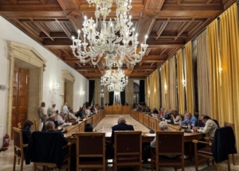 Το σχεδιαζόμενο από τη Διοίκηση των ΕΛΤΑ κλείσιμο του καταστήματος της Νέας Αλικαρνασσού, στο Δημοτικό Συμβούλιο με πρωτοβουλία του Αλέξη Καλοκαιρινού