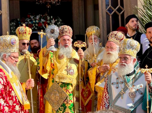 Το θαύμα του Αγίου Μηνά – Τα βρίσκουν στη Σύνοδο για την εκλογή