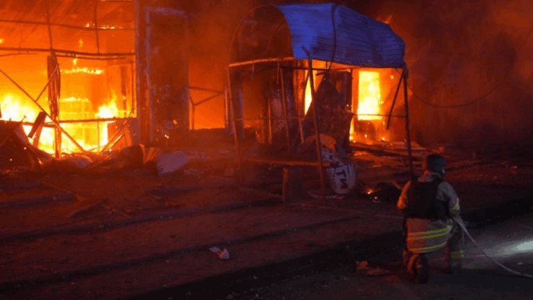 Τουλάχιστον πέντε νεκροί σε βομβαρδισμό της Ρωσίας στη Ζαπορίζια (Βίντεο)