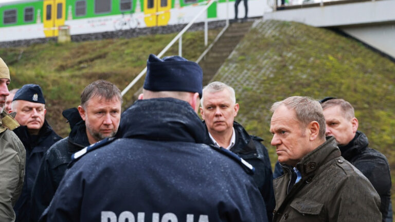 Τουσκ: Οι ρωσικές μυστικές υπηρεσίες πίσω από το σαμποτάζ