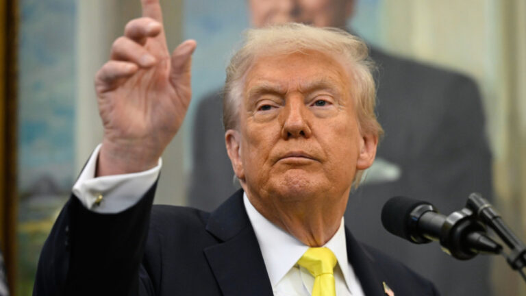 Τραμπ: Η Νότια Αφρική δεν πρέπει να είναι στη G20