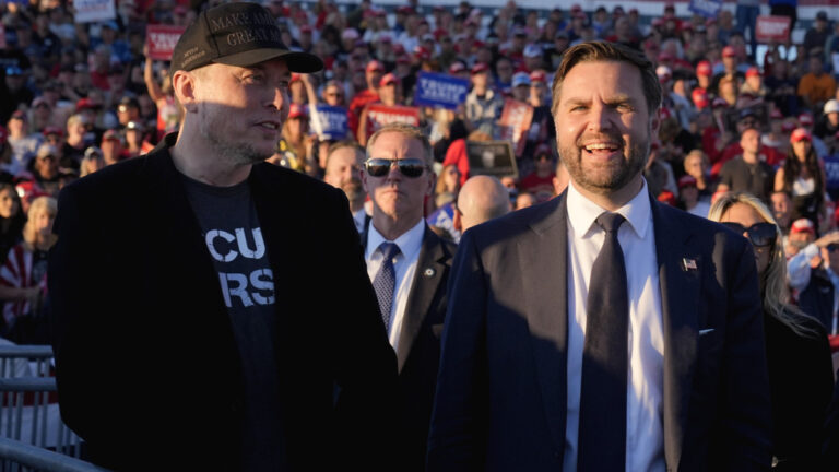 Βανς: «Δικαιώνομαι που δεν ήθελα Αφγανούς πρόσφυγες» – Συμφωνεί ο Μασκ