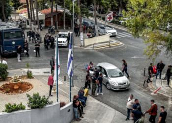 Βορίζια: Η κηδεία του 39χρονου - Παραμένουν ισχυρές δυνάμεις στην περιοχή
