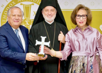 Βραβεία αριστείας σε εξέχοντες ομογενείς από τον Αρχιεπίσκοπο Αμερικής Ελπιδοφόρο