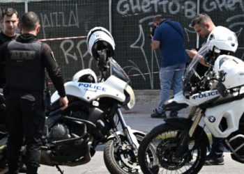 Ξεκινά από σήμερα η εφαρμογή του σχεδίου αστυνόμευσης των καταυλισμών Ρομά στην Αττική - Τι περιλαμβάνει