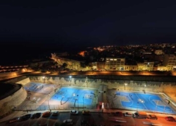 Υπέροχη η εικόνα από ψηλά στα ανακαινισμένα γήπεδα του ΟΦΗ στην Εφόδου – Δείτε βίντεο