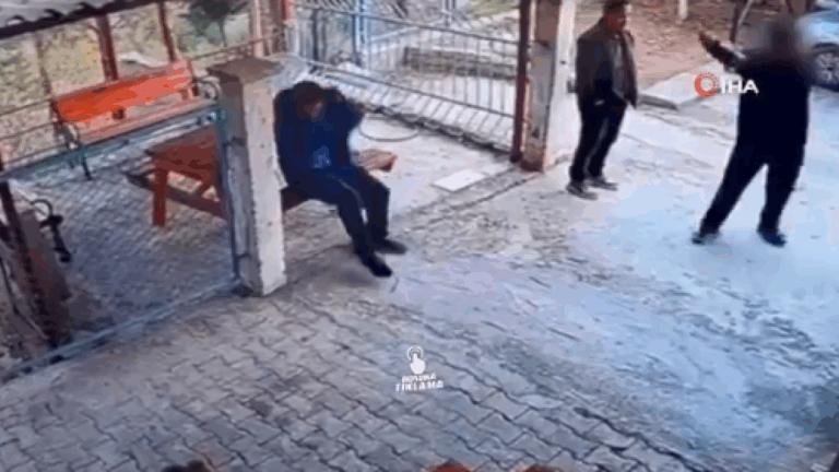 12χρονος μαθητής πυροβόλησε διευθυντή σχολείου στην Τουρκία – Δείτε βίντεο