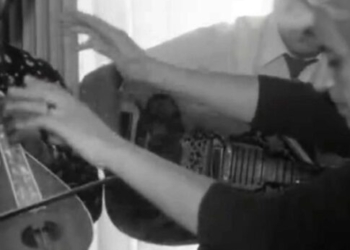 51 χρόνια πριν: Όταν η Δόμνα Σαμίου δίδασκε Κρητικά κάλαντα Χριστουγέννων