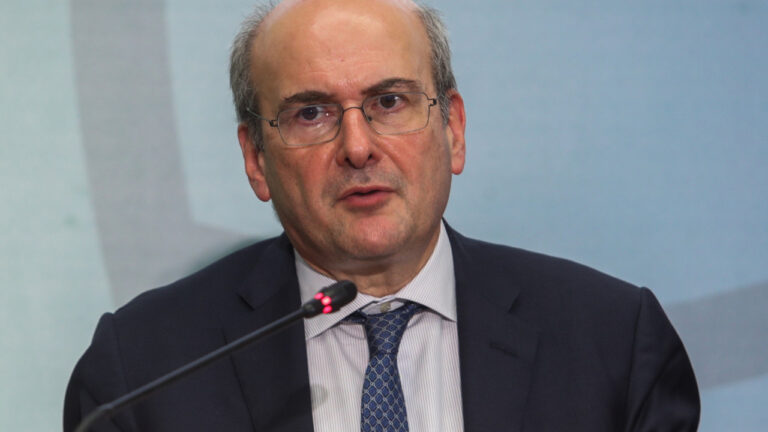 Ακυρώθηκε η συνάντηση Χατζηδάκη-Τσιάρα με αγρότες Κρήτης