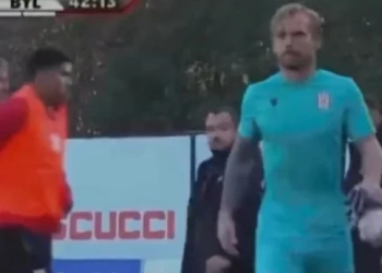 Αλβανία: Τερματοφύλακας έφυγε από το γήπεδο την ώρα του αγώνα (βίντεο)