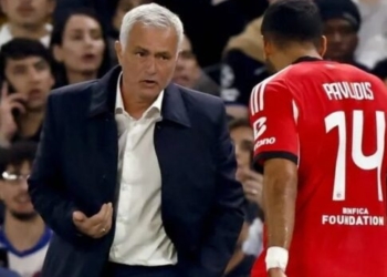 Αποθέωσε Παυλίδη ο Μουρίνιο: «Μου αρέσει πολύ, έχει ποιότητα, δουλεύει σκληρά»